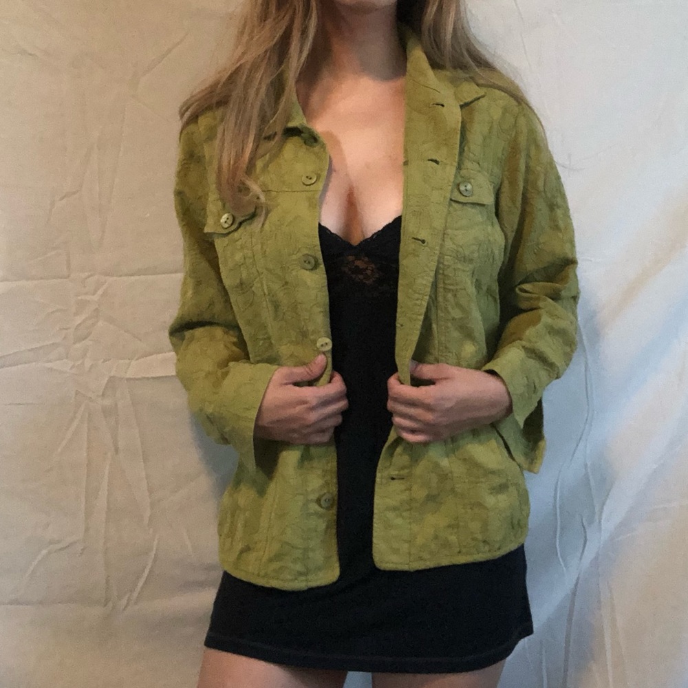 Chicos Green Buttonup Longsleeve